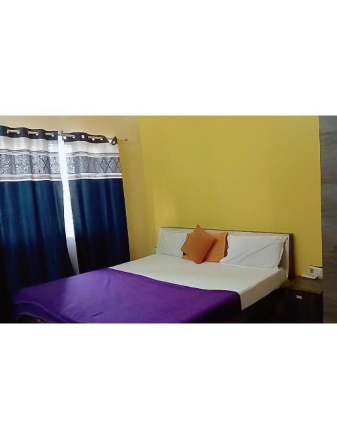 Hotel Adarsh, Ujjain Buitenkant foto